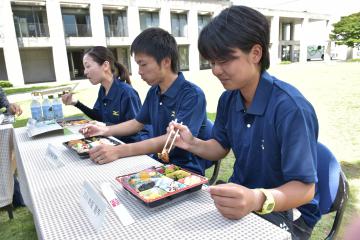 茨城新聞 国体オリジナル弁当完成 5種類 県産品使い栄養満点