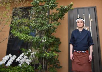 鳥料理専門店居酒屋「鳥名子(とりなご)ひたちなか店」=ひたちなか市表町3-8-1階