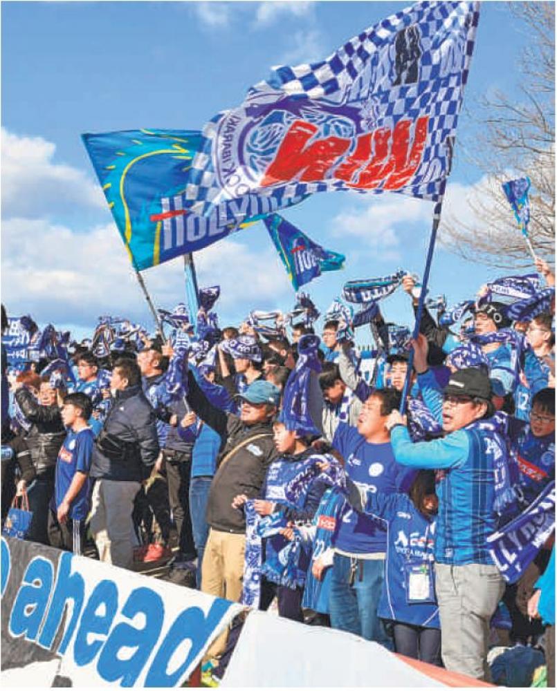 茨城新聞 いばらきサッカーフェス 茨城ダービー 大声援 鹿島 国内3冠に期待 水戸 今年はj1昇格