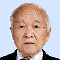 川上博氏