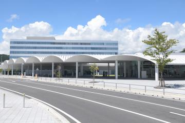 日立市役所=同市助川町1丁目