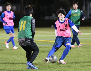 茨城新聞 引退 中学3年生 茨城県サッカー協会の練習会でプレー 刺激受けた J1 J2 大学指導者も協力