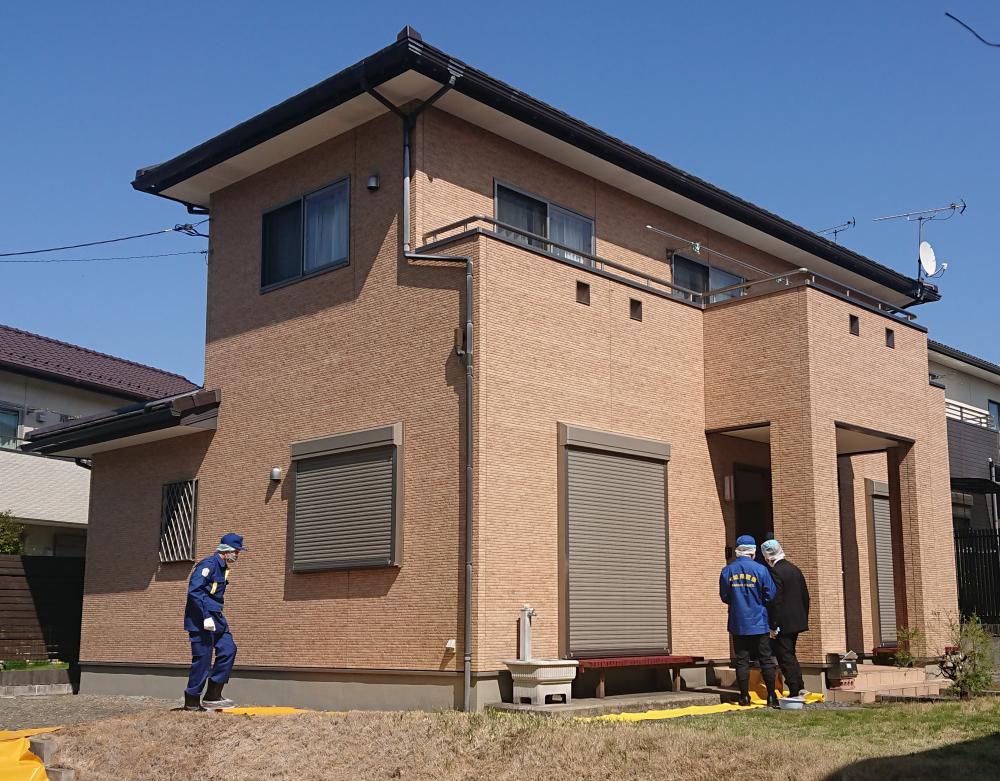 茨城新聞 東海村の男性殺人事件 首付近に数カ所の刺し傷 茨城県警 50代弟の行方追う