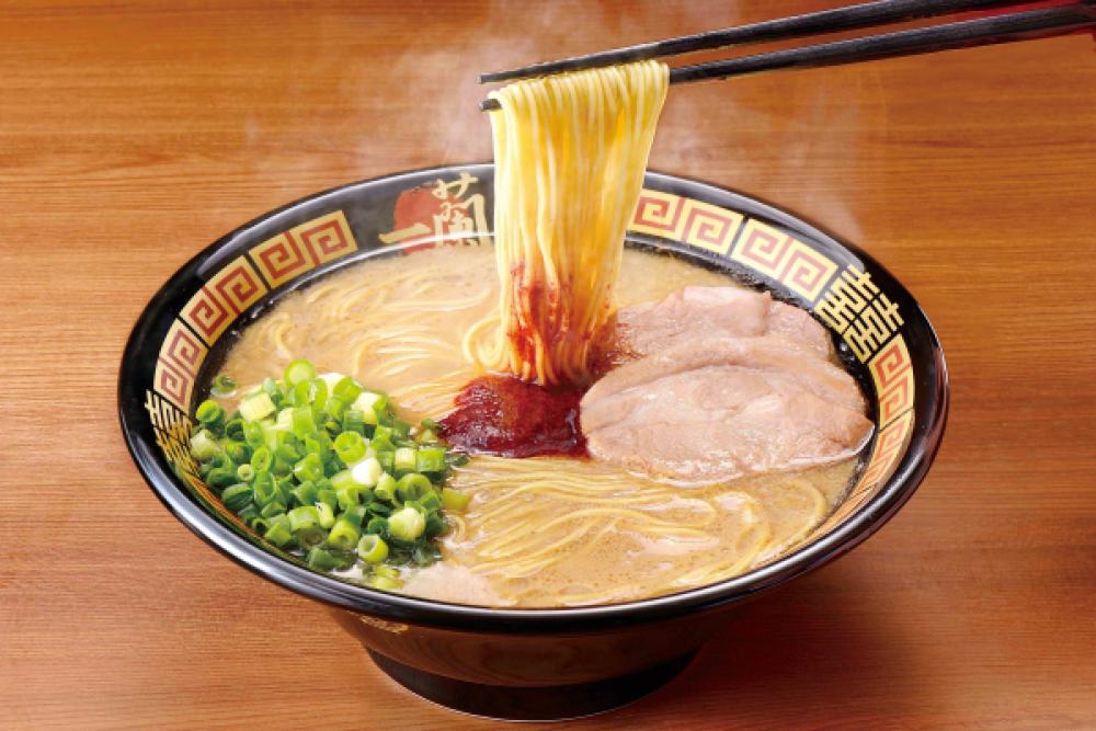 人気の豚骨ラーメン