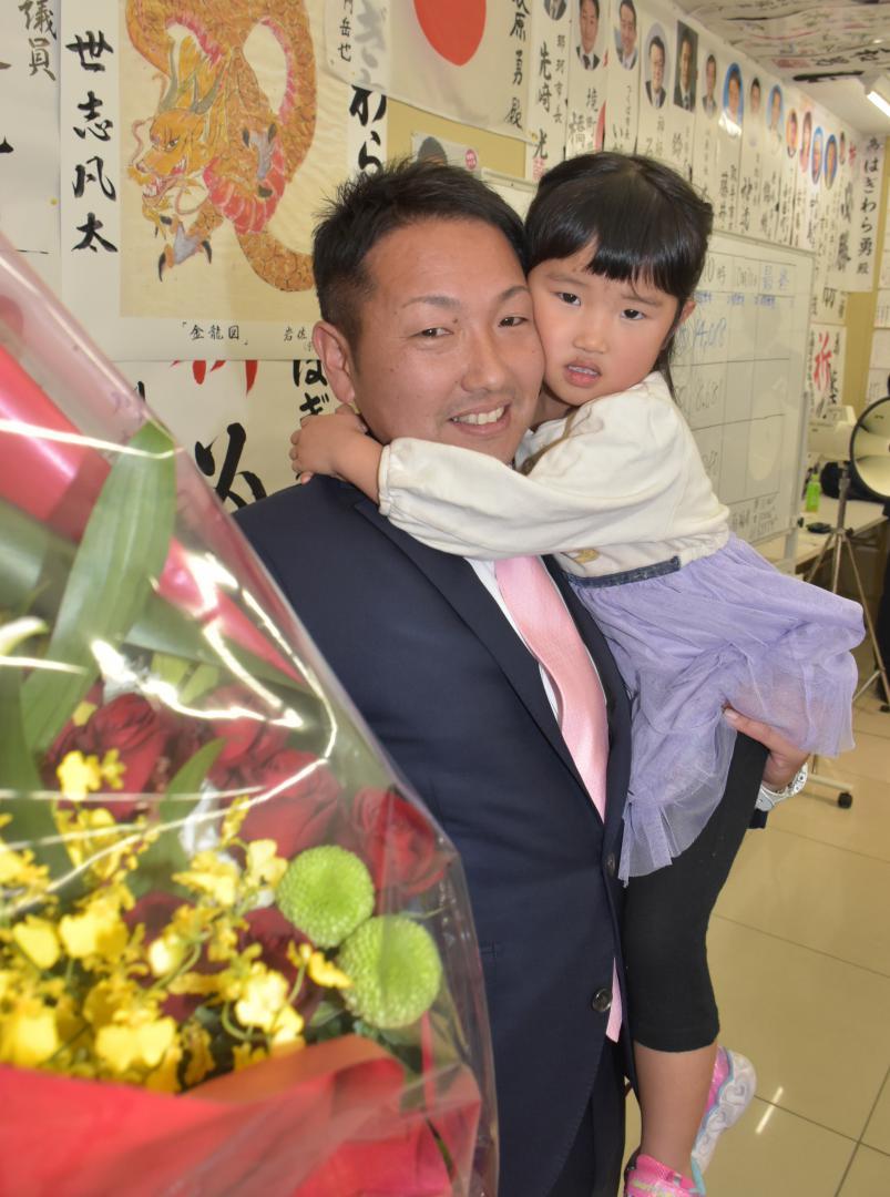 龍ケ崎市長選で初当選した萩原勇さん