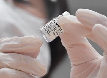 新型コロナウイルスのワクチン(資料写真)