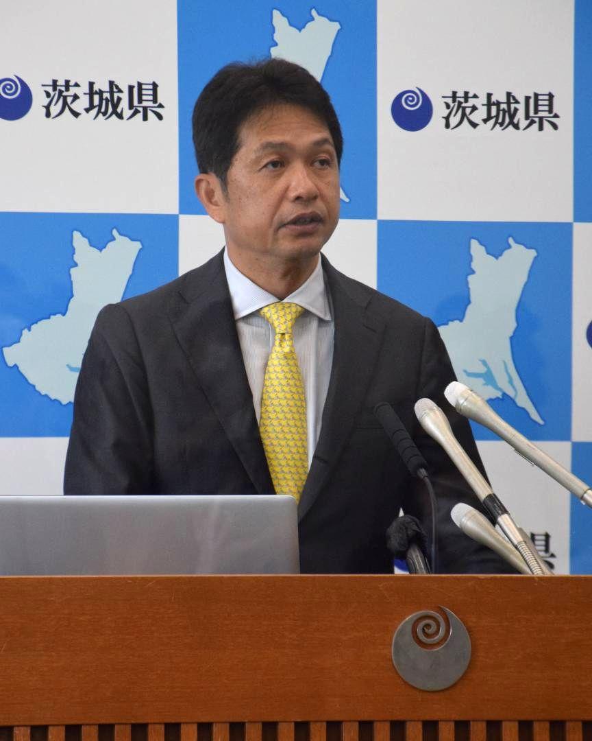 全国初のカジキ釣り国際大会の茨城県開催について発表する大井川和彦知事=県庁