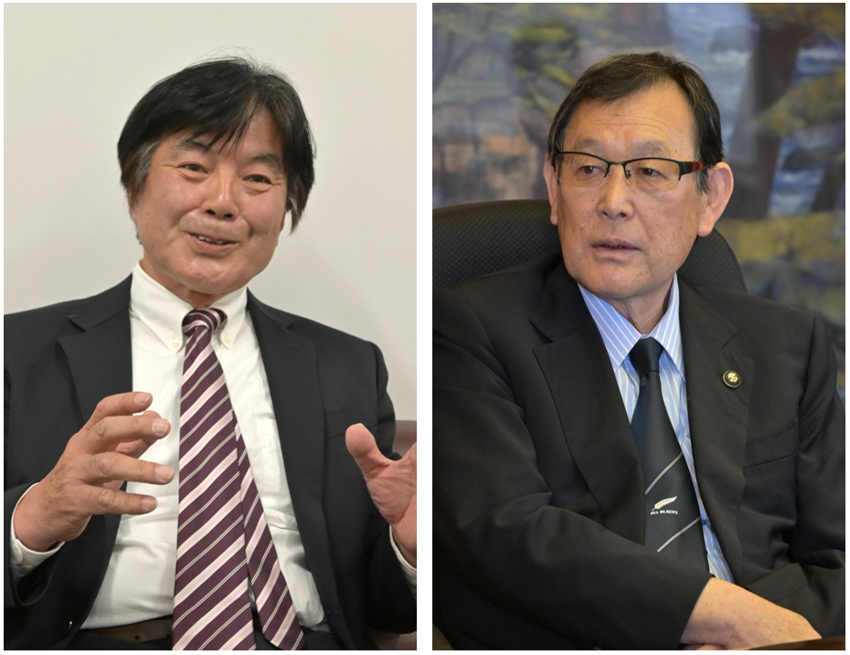 松本健一郎氏、豊田稔氏（左から届け出順）