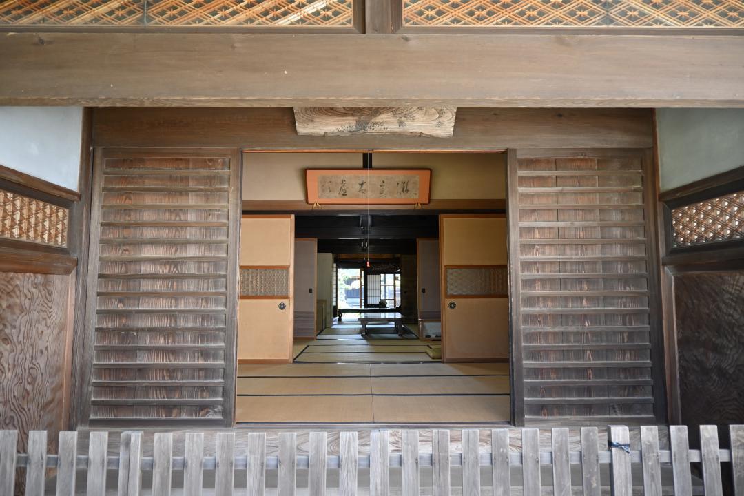 明治天皇が初めて本県を訪ねた際に宿泊した主屋屋=牛久市牛久町
