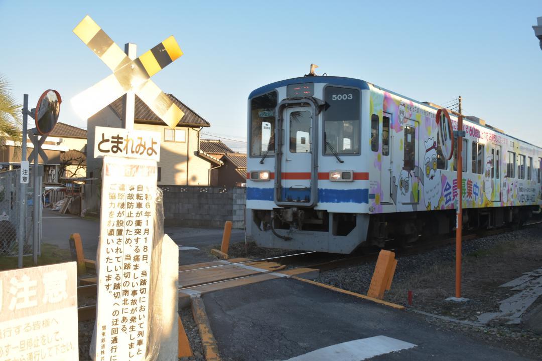 死亡事故があった関東鉄道常総線の平内２踏切＝常総市平内

