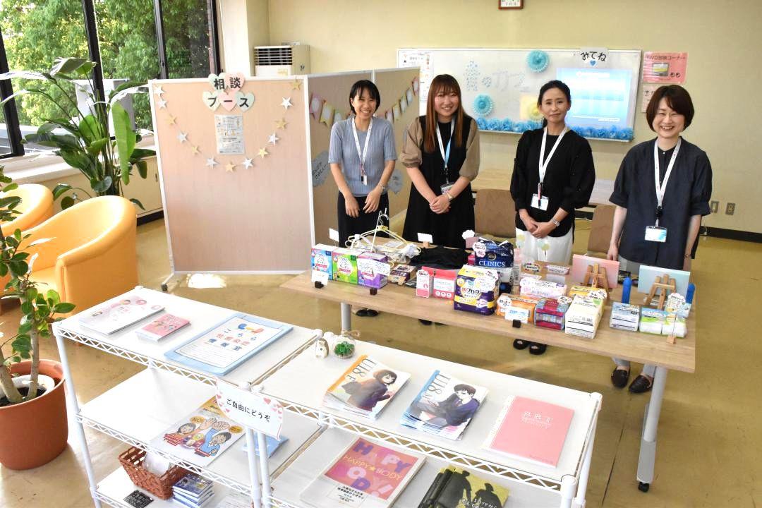 大穂保健センターで月1回開設される相談カフェ=つくば市筑穂
