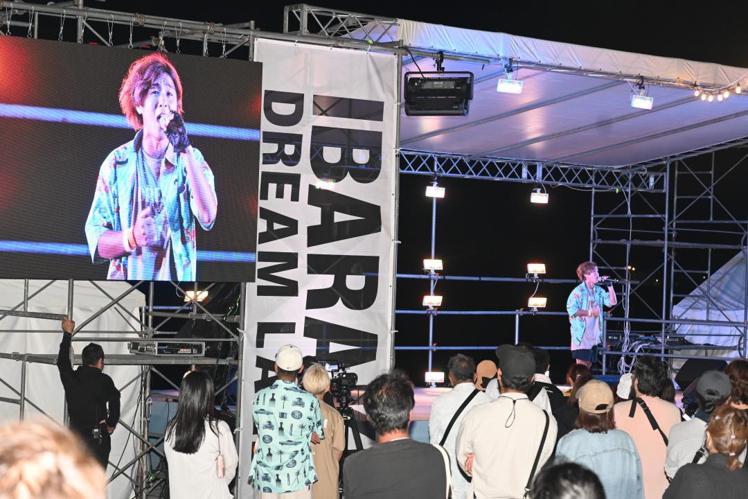 阿字ケ浦海岸で開かれている「IBARAKI　DREAM　LAND」=ひたちなか市阿字ケ浦町
