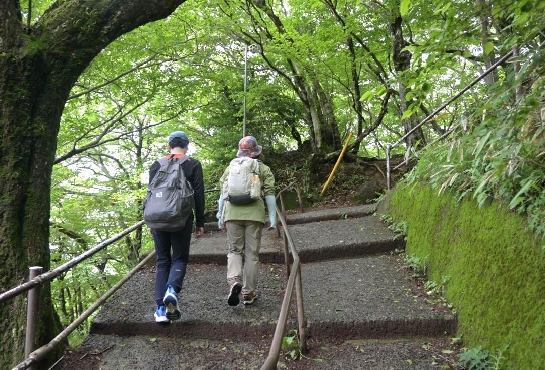 筑波山の登山客=つくば市筑波