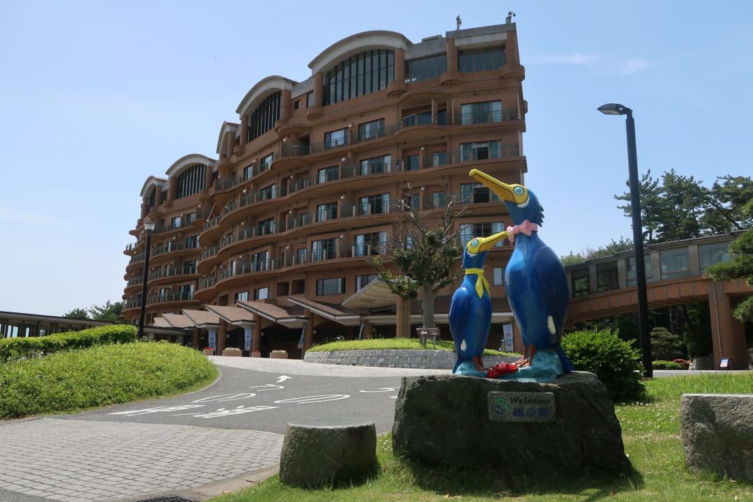 全国の公営国民宿舎の中で宿泊利用率が36年連続1位になった「鵜の岬」=日立市十王町伊師