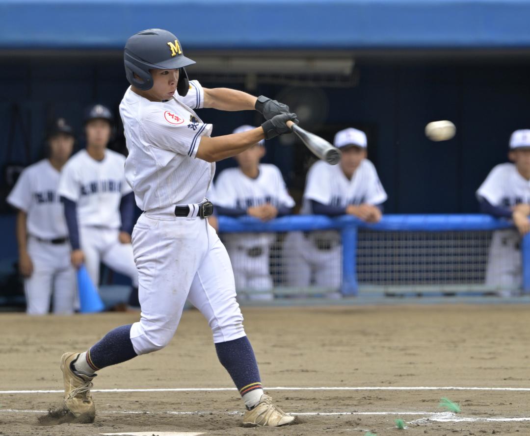 水戸工―茨城キリスト　7回表水戸工2死一塁、飯嶋が左前打を放つ=ノーブルホーム水戸