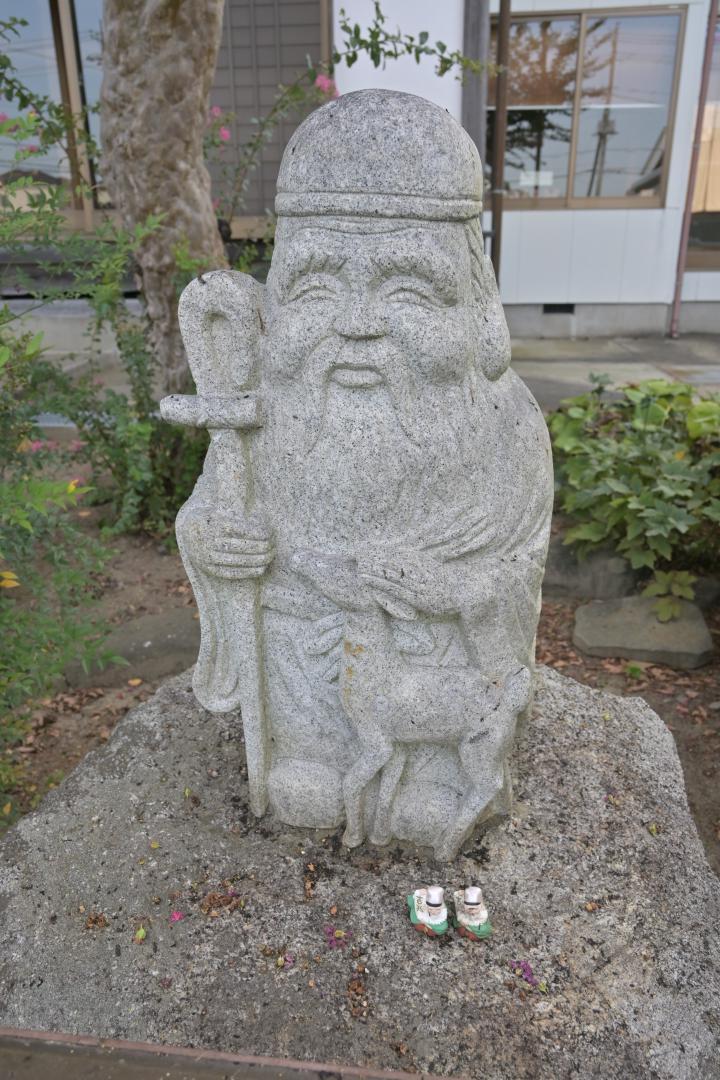 とりで利根川七福神の一つで、寿老人が祀られている
