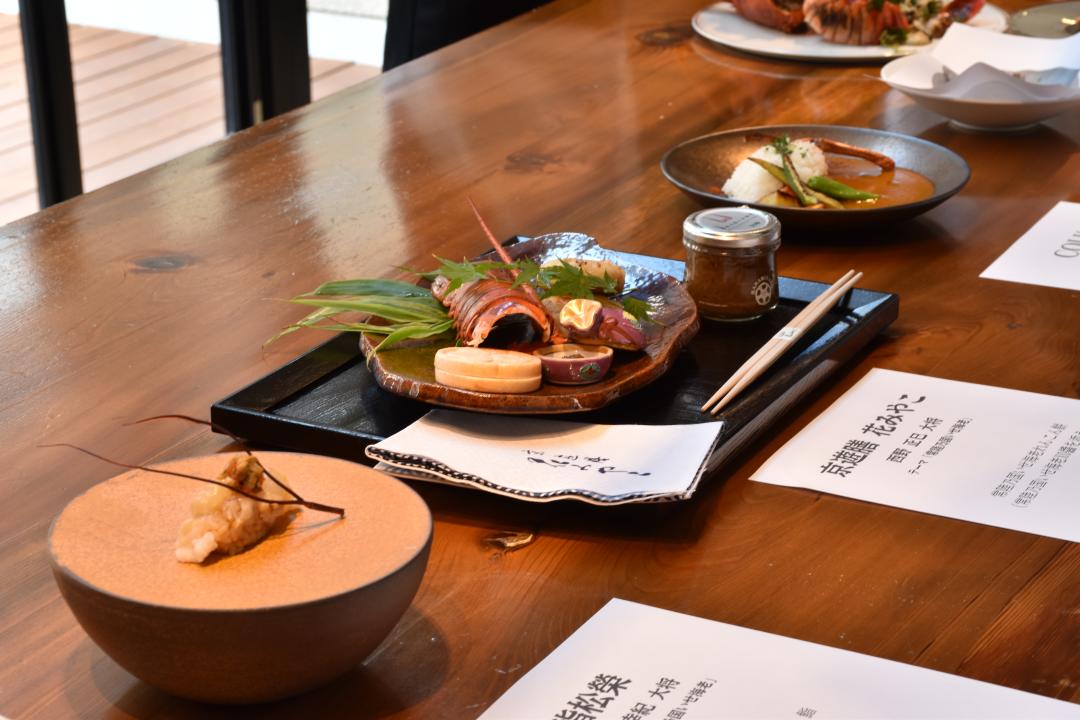 シェフが腕を振るった常陸乃国いせ海老の料理