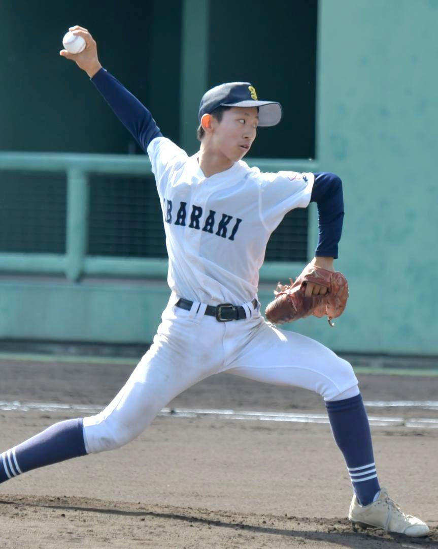 茨城-鹿島学園　4安打完封した茨城の遠竹=ジェイコム土浦
