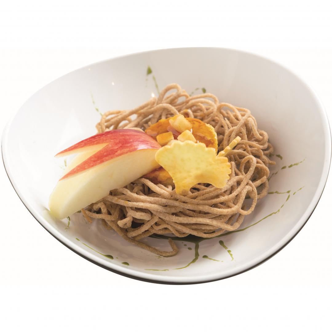 道の駅常陸大宮が提供する「シン・茨城あげそば『秋のスイーツ』」