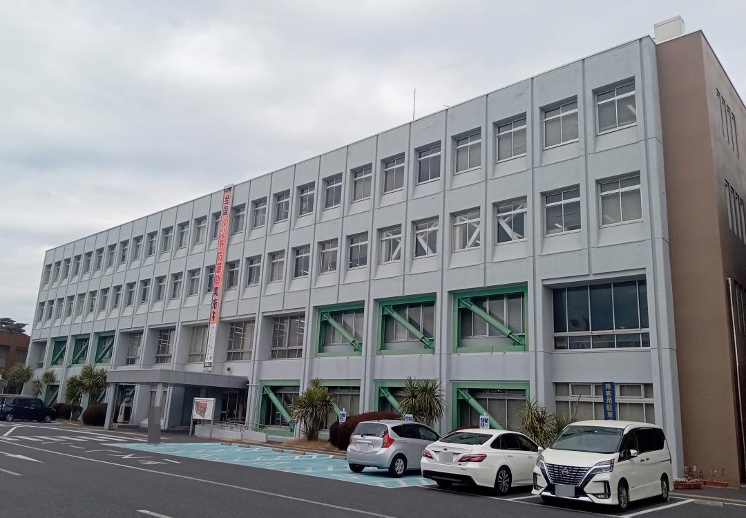 取手市役所=同市寺田