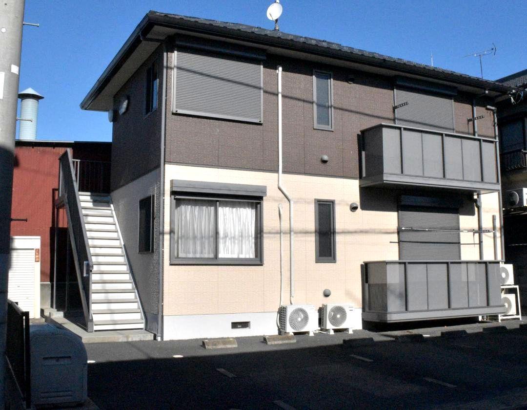 1階で事件が発生した現場の住宅=6日午前、水戸市加倉井町