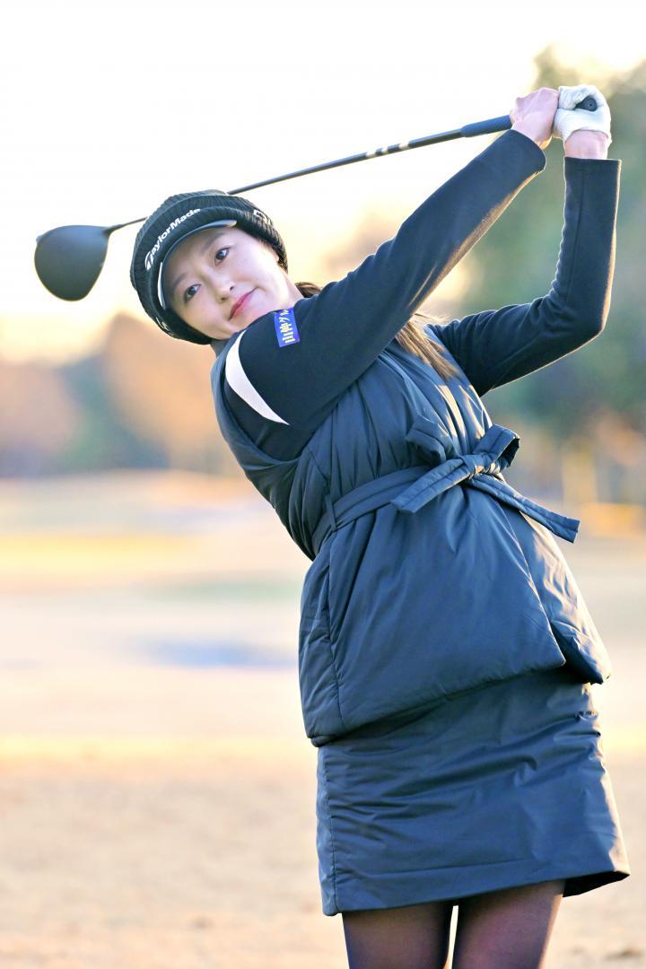 2025年にプロテスト合格を果たしたゴルファーの木村円さん=小美玉市世楽