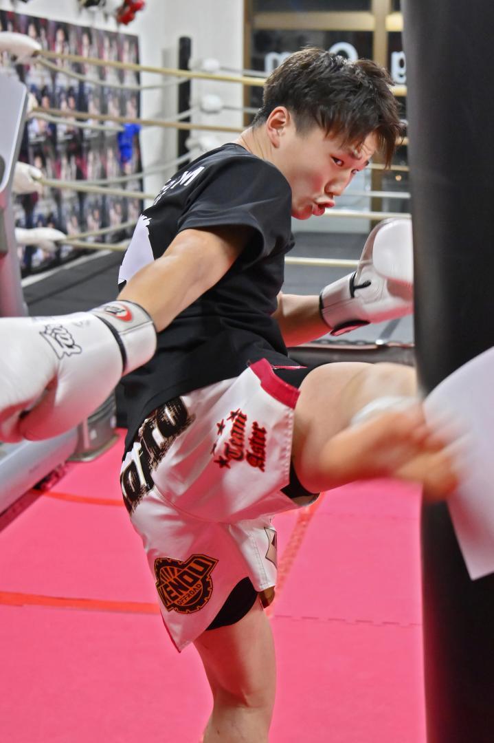 K-1甲子園2025高校生日本一決定トーナメント55ｷﾛで優勝した草野浩二郎さん。次の大会に向けて練習に打ち込む=栃木県壬生町安塚