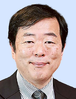 吉崎達彦氏