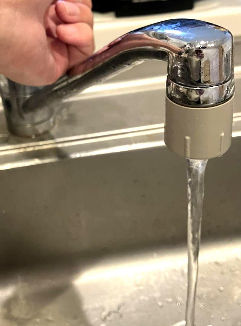 蛇口から出る水道水(イメージ)
