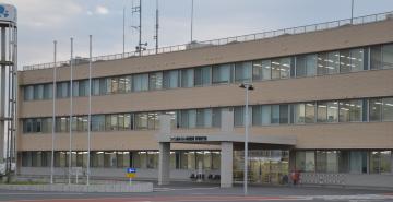 つくばみらい市役所伊奈庁舎=同市福田