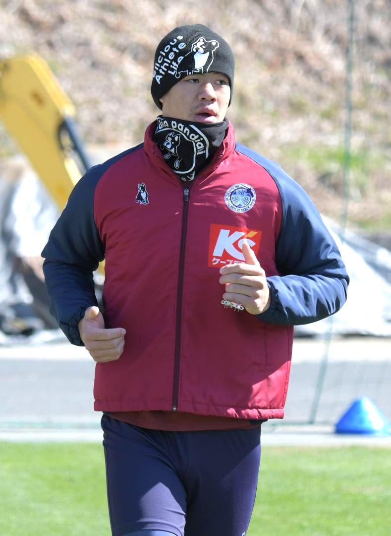 J1水戸ホーリーホックの上山海翔さん=城里町小勝のアツマーレ