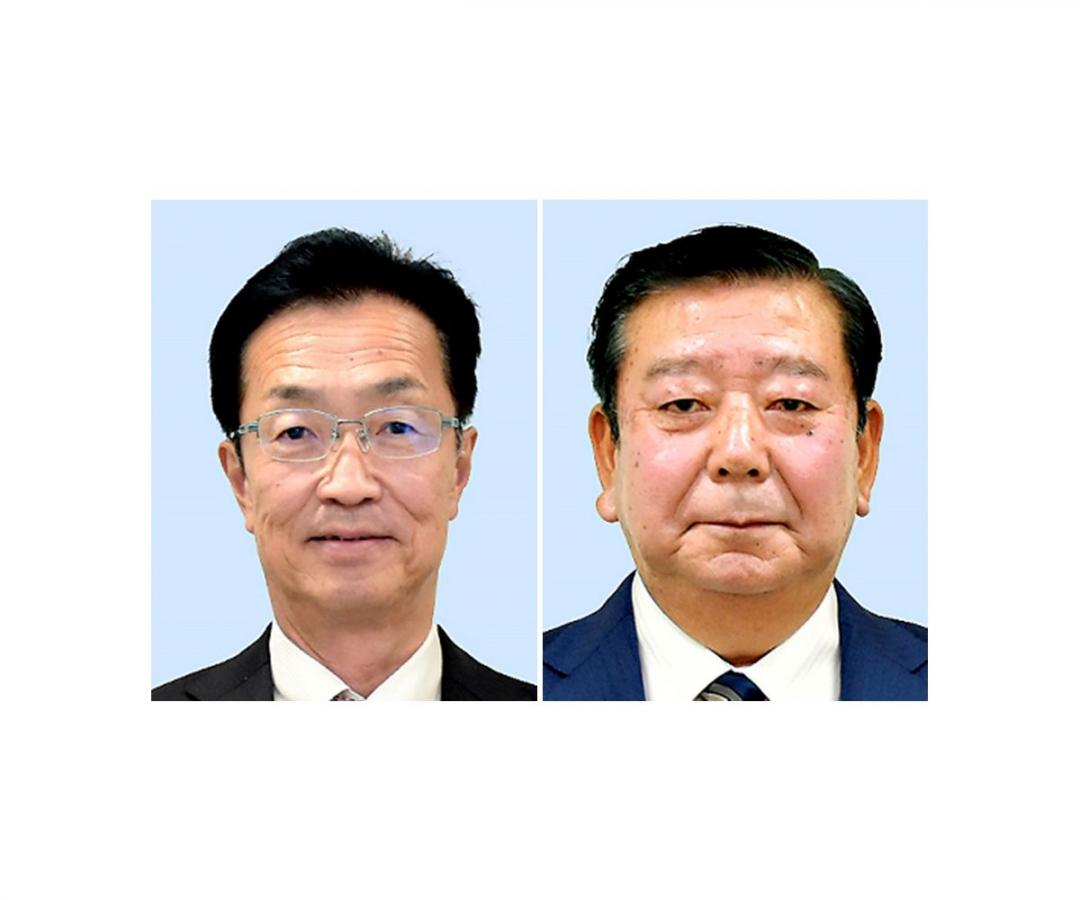下妻市長選に立候補表明している菊池博氏、須藤豊次氏(左から)