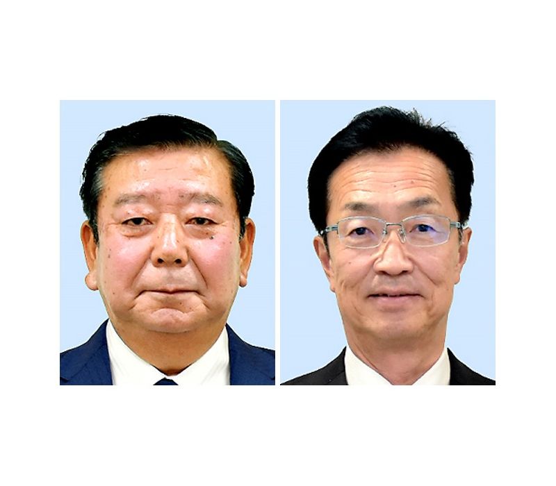 須藤豊次氏、菊池博氏(左から届け出順)