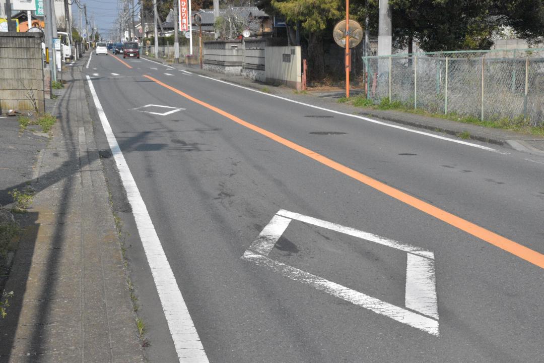 事故があった現場＝29日午後1時24分、水戸市吉沢町