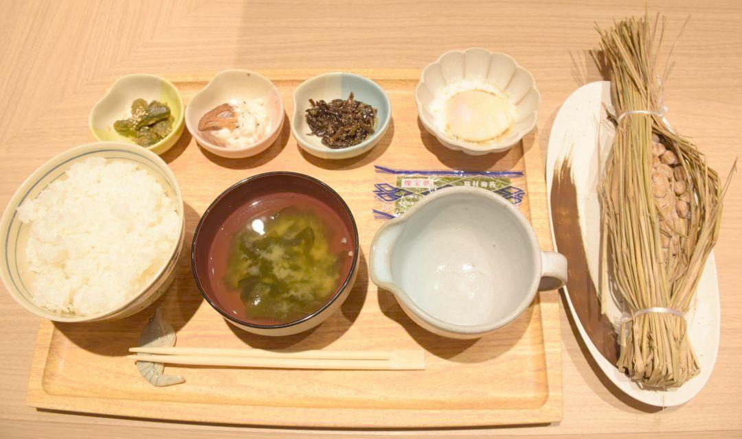 ランチで提供される「水戸納豆わらつと定食」